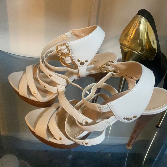 White Bakers Heels - Picture 1 of 6